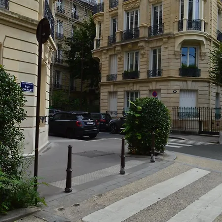 10 Mn From Champs-elysees Paris Neuilly-sur-Seine